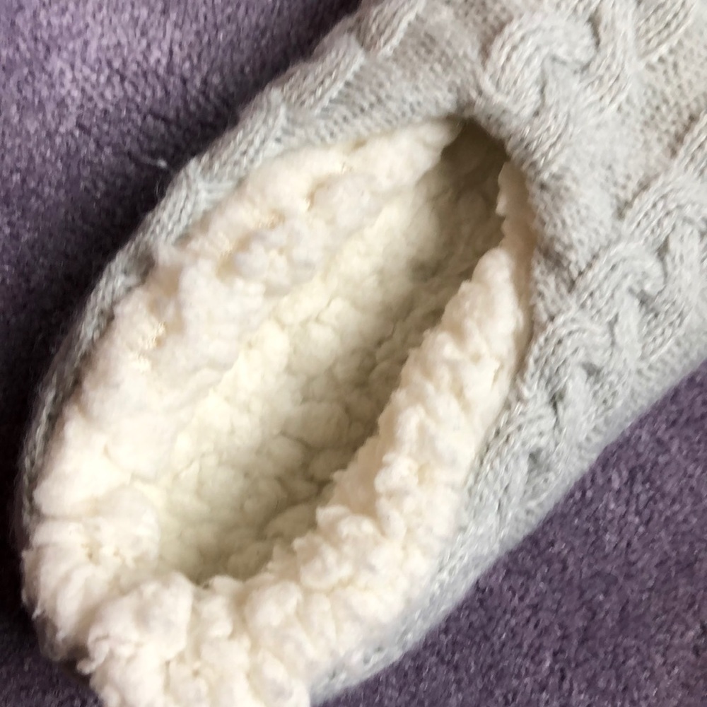Fuzzy Slippers - Picture 2 of 5